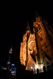 Eine Seite St Mary Kathedrale nachts lizenzfreie stockfotografie Eine Seite St Mary Kathedrale nachts lizenzfreie stockfotografie