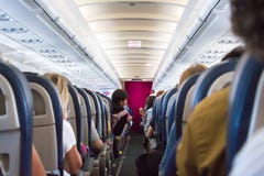 Ekonomiklass för Eurowiings flygbuss 320 royaltyfria bilder Ekonomiklass för Eurowiings flygbuss 320 royaltyfria bilder