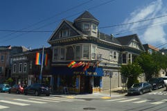 El dar un paseo a través de las calles de San Francisco We Found The Moby Dick Store Días de fiesta Arquitecture del viaje imágenes de archivo libres de regalías El dar un paseo a través de las calles de San Francisco We Found The Moby Dick Store Días de fiesta Arquitecture del viaje imágenes de archivo libres de regalías