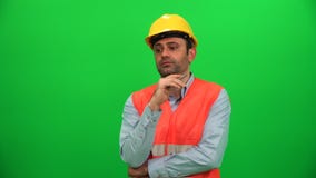 El ingeniero del constructor explica actividad oblicua de la comunicación de la mirada del reportero metrajes El ingeniero del constructor explica actividad oblicua de la comunicación de la mirada del reportero metrajes