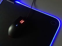 El ratón del ordenador para los videojugadores, puede ser utilizado en juegos y en un de computadora personal detalles imágenes de archivo libres de regalías El ratón del ordenador para los videojugadores, puede ser utilizado en juegos y en un de computadora personal detalles imágenes de archivo libres de regalías