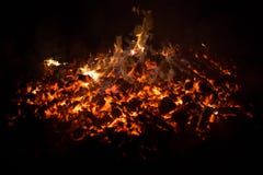 embers stock afbeeldingen embers stock afbeeldingen