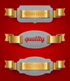 Emblems av kvalitet med guld- band stock illustrationer Emblems av kvalitet med guld- band stock illustrationer
