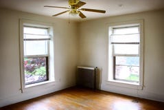 Empty room for rent