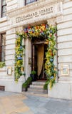 En typisk sikt av staden av london royaltyfri bild En typisk sikt av staden av london royaltyfri bild