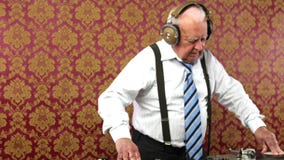 Enorm morfardiscjockey Enorm morfardiscjockey