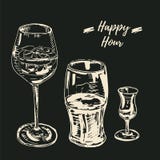 Ensemble de boissons d'heure heureuse Dirigez l'illustration, marquez à la craie sur le style de tableau noir Verre de vin avec u illustration libre de droits Ensemble de boissons d'heure heureuse Dirigez l'illustration, marquez à la craie sur le style de tableau noir Verre de vin avec u illustration libre de droits