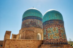 Ensemble sjah-I-Zinda op de oude Zijdeweg in Samarkand, Uzbekis stock afbeelding Ensemble sjah-I-Zinda op de oude Zijdeweg in Samarkand, Uzbekis stock afbeelding