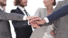 Equipe creativa do neg?cio O conceito dos trabalhos de equipa imagem de stock Equipe creativa do neg?cio O conceito dos trabalhos de equipa imagem de stock