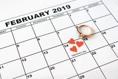 Erbjud att att gifta sig Valentin dag, Februari 14 på kalendern royaltyfri foto Erbjud att att gifta sig Valentin dag, Februari 14 på kalendern royaltyfri foto