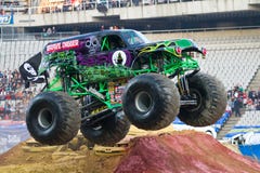 Ernster Baggermonster-LKW Ernster Baggermonster-LKW