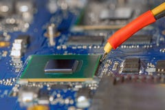 Ersatznabe des Laptops auf der Infrarotüberarbeitungsstation für bga Chip stockbilder Ersatznabe des Laptops auf der Infrarotüberarbeitungsstation für bga Chip stockbilder