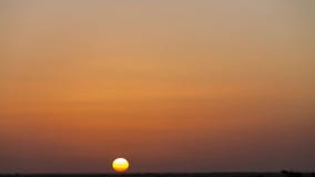Erstaunliche SonnenaufgangZeitspanne stock video Erstaunliche SonnenaufgangZeitspanne stock video