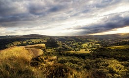 Erstaunlicher Sonnenuntergang, Höchstbezirks-Nationalpark, Derbyshire, England, Vereinigtes Königreich, Europa lizenzfreie stockbilder Erstaunlicher Sonnenuntergang, Höchstbezirks-Nationalpark, Derbyshire, England, Vereinigtes Königreich, Europa lizenzfreie stockbilder