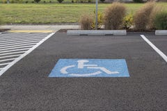 Espacio de estacionamiento perjudicado Imagenes de archivo Espacio de estacionamiento perjudicado Imagenes de archivo