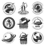 Espacio retro, astronauta, astronomía, etiquetas del vector de lanzadera de la nave espacial, logotipos, insignias, emblemas libre illustration Espacio retro, astronauta, astronomía, etiquetas del vector de lanzadera de la nave espacial, logotipos, insignias, emblemas libre illustration
