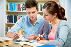 Estudiantes Estudiantes