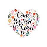 Está el hogar donde corazón - dé el texto exhausto del vector en vagos florales ilustración del vector Está el hogar donde corazón - dé el texto exhausto del vector en vagos florales ilustración del vector