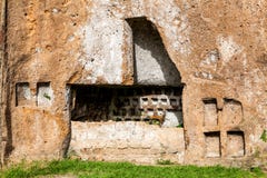Etruscan katakomber i den forntida staden av Sutri, Italien arkivfoton Etruscan katakomber i den forntida staden av Sutri, Italien arkivfoton
