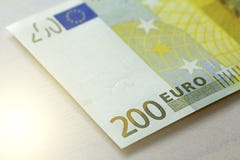 euros hundra två Euro 200 med en anmärkning euro 200 royaltyfria bilder euros hundra två Euro 200 med en anmärkning euro 200 royaltyfria bilder