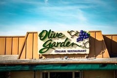 Exterior Sign Of Olive Garden Italian Kitchen Restaurant Editorial