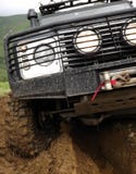 Extrémité conduisant le véhicule tous terrains sur la route de montagne de saleté Images stock Extrémité conduisant le véhicule tous terrains sur la route de montagne de saleté Images stock