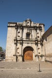 Extérieur de Las Capuchinas, église du 18ème siècle et ruines de couvent, dans le site de patrimoine mondial colonial de l'UNESCO images stock Extérieur de Las Capuchinas, église du 18ème siècle et ruines de couvent, dans le site de patrimoine mondial colonial de l'UNESCO images stock
