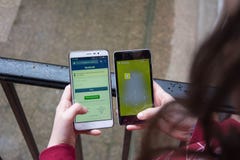 Facebook-agaisnt snapchat, snapchat in der Börse stockfotos Facebook-agaisnt snapchat, snapchat in der Börse stockfotos