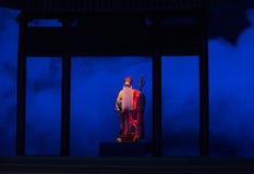 Fahai de monnik-vijfde handeling steelt onsterfelijk-Kunqu Opera“Madame Witte Snake†stock afbeeldingen Fahai de monnik-vijfde handeling steelt onsterfelijk-Kunqu Opera“Madame Witte Snake†stock afbeeldingen
