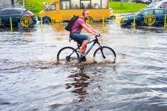 Fahrfahrrad im Regen Fahrfahrrad im Regen