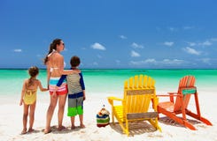 Famille des vacances de plage photos stock Famille des vacances de plage photos stock