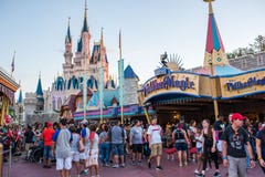 Fantasyland en el reino mágico, Walt Disney World imagen de archivo Fantasyland en el reino mágico, Walt Disney World imagen de archivo