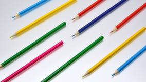 Farbige Bleistifte setzten diagonal stockbild Farbige Bleistifte setzten diagonal stockbild