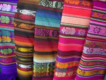 farbuje Santa fe.