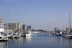 Fartyg anslöt på marina i Marina Del Rey, Los Angeles, CA royaltyfria bilder Fartyg anslöt på marina i Marina Del Rey, Los Angeles, CA royaltyfria bilder