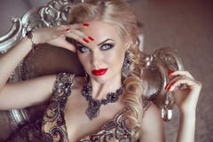 Fashion Indoor Portrait Of Beautiful Sensual Blond Woman With Ma Royalty Free Stock Image Fashion Indoor Portrait Of Beautiful Sensual Blond Woman With Ma Royalty Free Stock Image