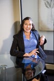 Femme d'affaires heureuse photos libres de droits Femme d'affaires heureuse photos libres de droits