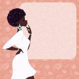 Femme à la peau foncée sur un fond rose illustration de vecteur Femme à la peau foncée sur un fond rose illustration de vecteur