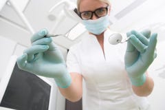 Femmina del dentista immagini stock libere da diritti Femmina del dentista immagini stock libere da diritti