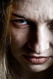 Fermez-vous vers le haut sur le visage effrayant bouleversé de mal fâché photographie stock Fermez-vous vers le haut sur le visage effrayant bouleversé de mal fâché photographie stock