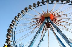 Free Ferris Wheel Royalty Free Stock Photos - 1972048
