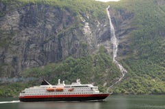 Ferry On Geirangerfjord Royalty Free Stock Photography