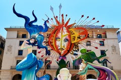 Festa di Hogueras in Alicante Fotografie Stock Libere da Diritti Festa di Hogueras in Alicante Fotografie Stock Libere da Diritti
