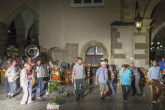 Festival do teatro da rua em Krakow 2018 fotografia de stock royalty free Festival do teatro da rua em Krakow 2018 fotografia de stock royalty free
