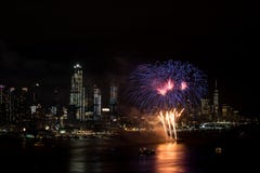 Feux d'artifice sur Hudson River, New York City images stock Feux d'artifice sur Hudson River, New York City images stock