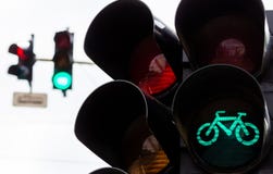 Feux de signalisation ? Bucarest image libre de droits Feux de signalisation ? Bucarest image libre de droits