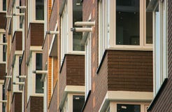 Finestra e balcone sulla parete immagine stock Finestra e balcone sulla parete immagine stock