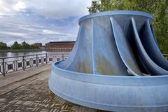 finnland Imatra Die Turbine nahe Wasserkraftwerk Lizenzfreies Stockbild finnland Imatra Die Turbine nahe Wasserkraftwerk Lizenzfreies Stockbild