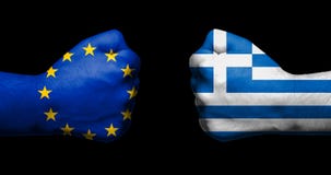 Flaggan av europeisk union och Grekland som målades på två, grep hårt om nävar arkivbilder Flaggan av europeisk union och Grekland som målades på två, grep hårt om nävar arkivbilder