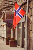 Flagge Norwegen auf dem Gebäude in Kiew lizenzfreie stockfotografie Flagge Norwegen auf dem Gebäude in Kiew lizenzfreie stockfotografie